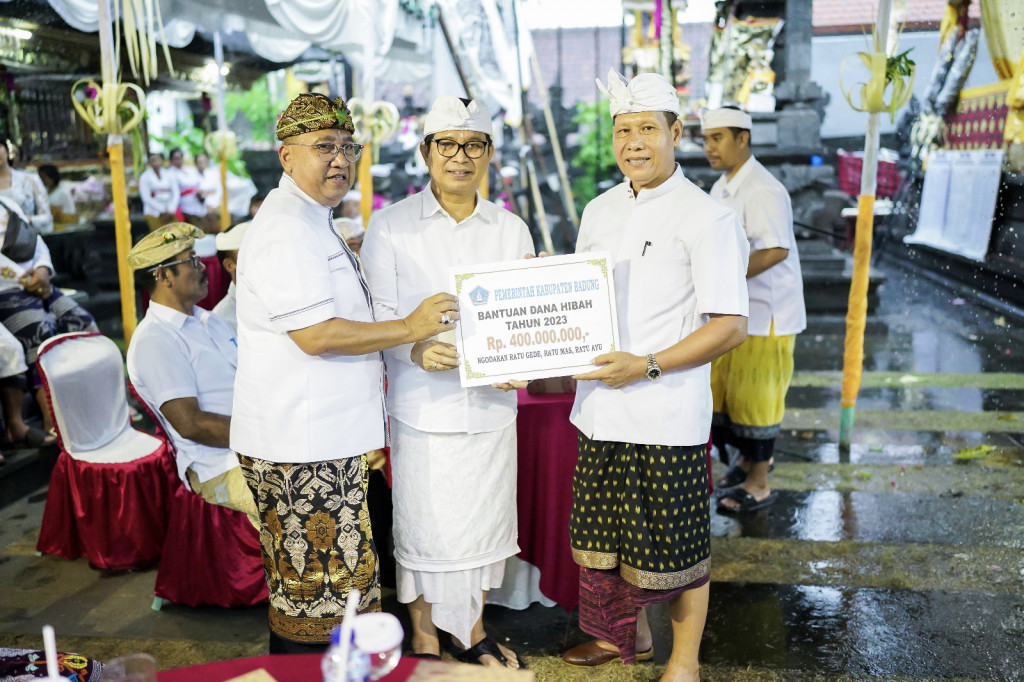 Upacara Melaspas dan Pasupati Tapakan di Pura Kahyangan Anyar Br. Dajan Peken Mengwitani